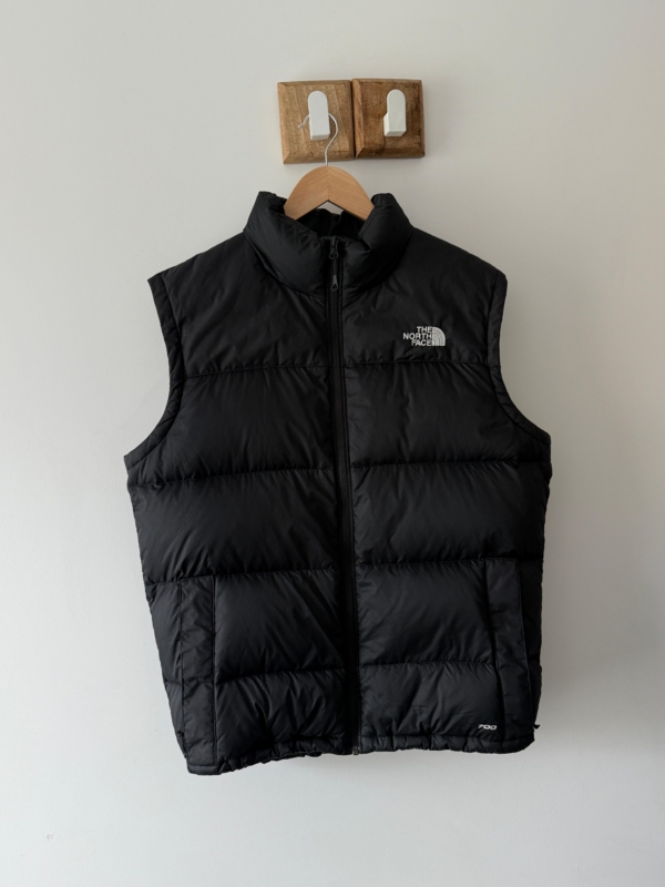 Czarny bezrękawnik The North Face M 700 Natural down feathers
